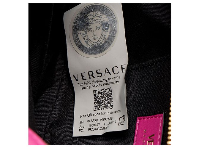Piccola borsa camera in pelle trapuntata Medusa di Versace Rosa - vista 8