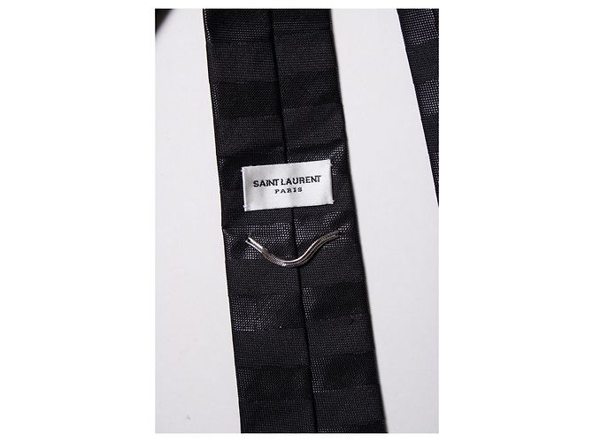 Saint Laurent, strukturierte Krawatte mit schwarzen Streifen - Ansicht 3
