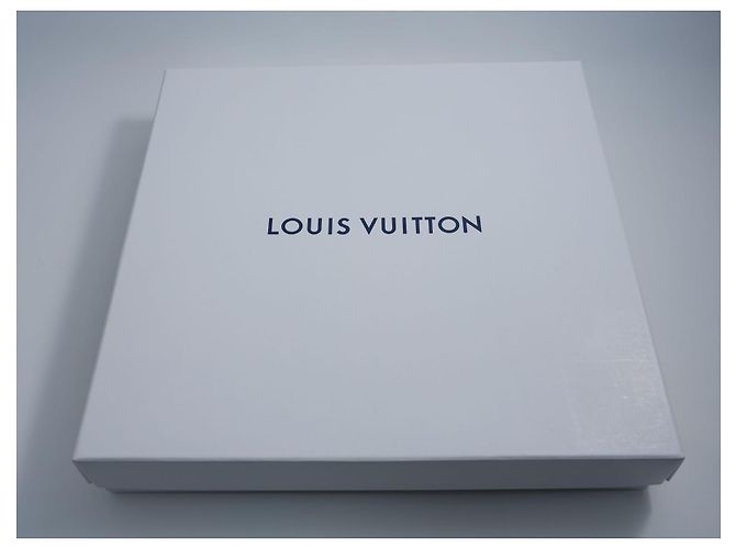 Louis Vuitton Monogram Flower Porcelain Dinner Plate Blue 27cm White - view 12