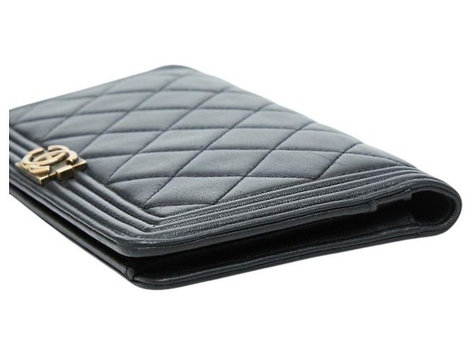 Chanel Coco Mark Boy Bi-fold Wallet Schwarz - Ansicht 4