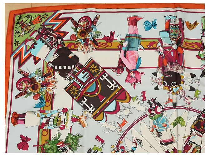 Hermès Kachina Kermit Oliver Seidentuch 90cm Braun Pink Weiß Rot Grün Orange Hellblau Gold hardware - Ansicht 4