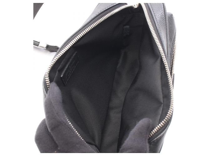 Marsupio Louis Vuitton Bumbag Outdoor Nero - vista 3