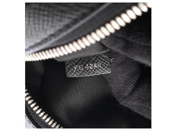 Marsupio Louis Vuitton Bumbag Outdoor Nero - vista 5