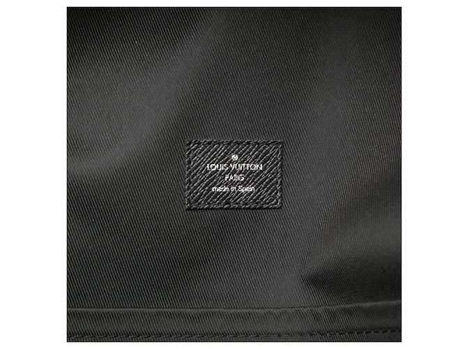 Zaino Louis Vuitton Taigarama Discovery PM Nero - vista 5