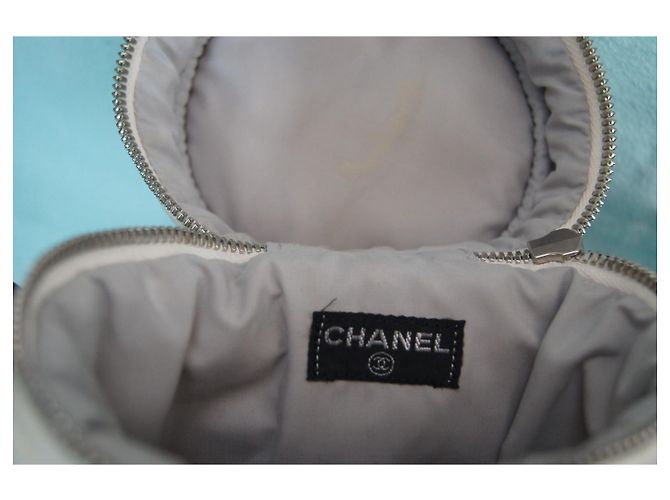 Chanel Borsa Cilindrica Trapuntata Bianca Bianco - vista 9