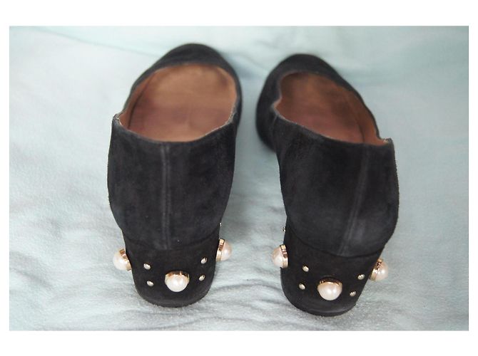 Autre Marque Marian Schwarze Wildleder Pumps Perlen Blockabsatz - Ansicht 4