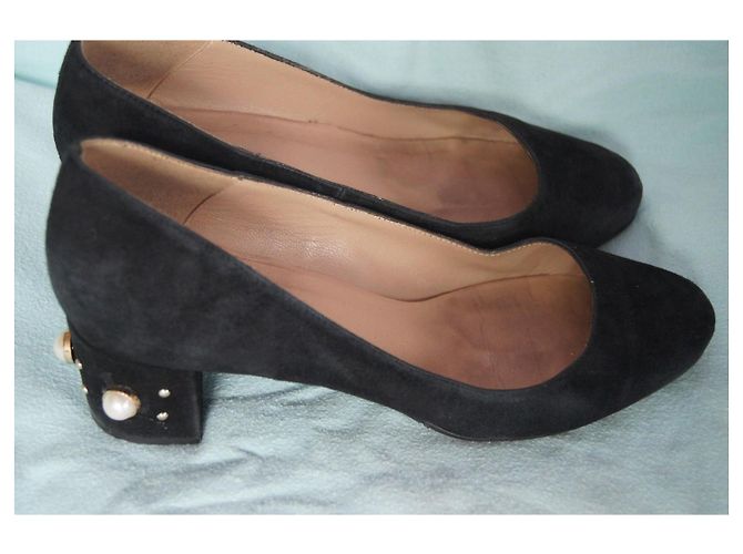 Autre Marque Marian Schwarze Wildleder Pumps Perlen Blockabsatz - Ansicht 5
