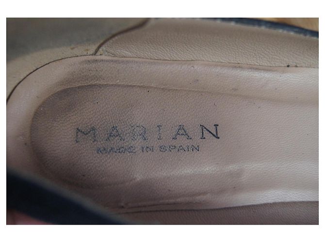 Autre Marque Marian Schwarze Wildleder Pumps Perlen Blockabsatz - Ansicht 7