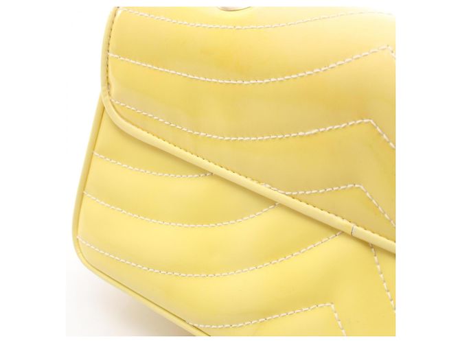 Borsa a tracolla Chanel V-Stitch in vernice giallo - vista 11