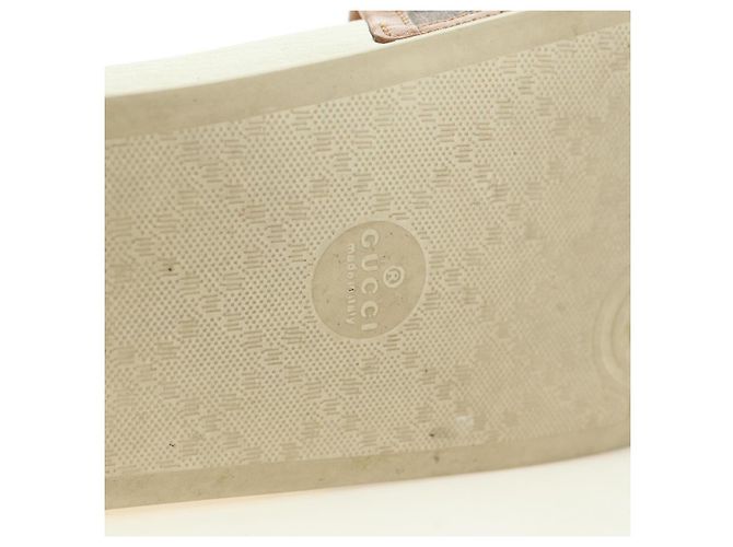 Sandali GUCCI Micro GG Supreme Disney PVC Beige Oro Auth 180388M D'oro - vista 18