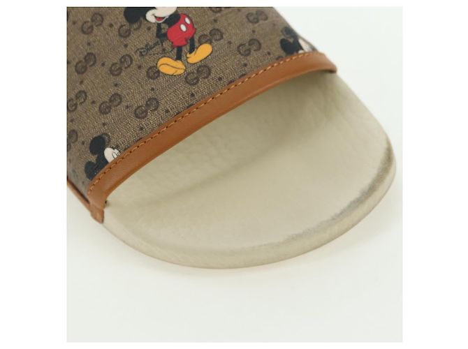 Sandali GUCCI Micro GG Supreme Disney PVC Beige Oro Auth 180388M D'oro - vista 5