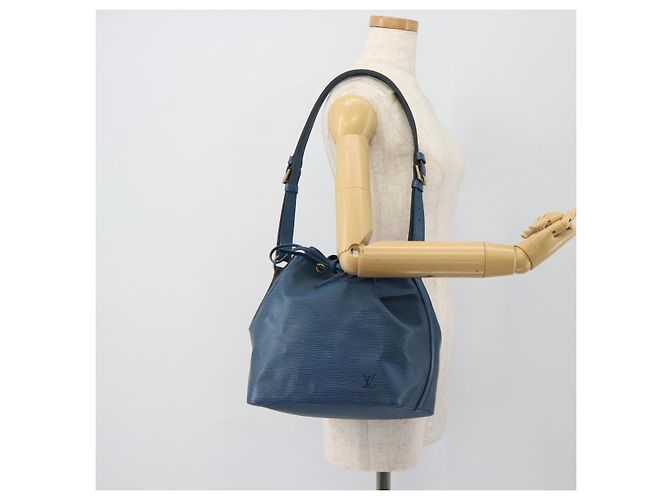 LOUIS VUITTON Epi Petit Noe Schultertasche Blau M44105 LV Auth 180748 - view 19