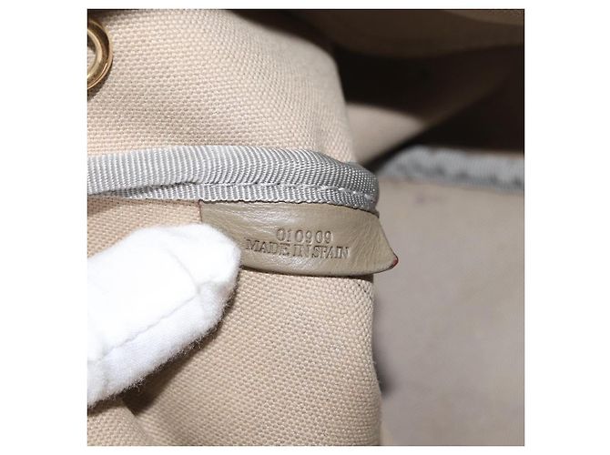 Borsa LOEWE Anagram in PVC Oro Grigio Auth bs35243 Marrone D'oro - vista 12