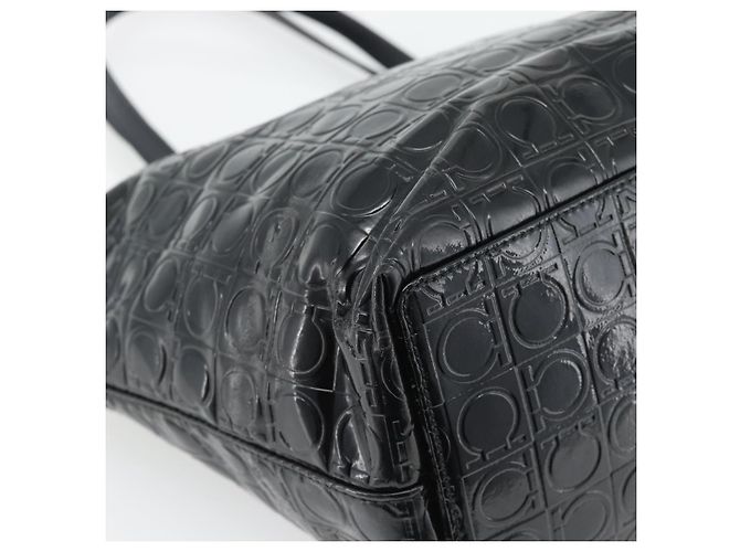 Borsa Tote Salvatore Ferragamo Gancini in vernice nera argento Auth bs35253 - vista 16