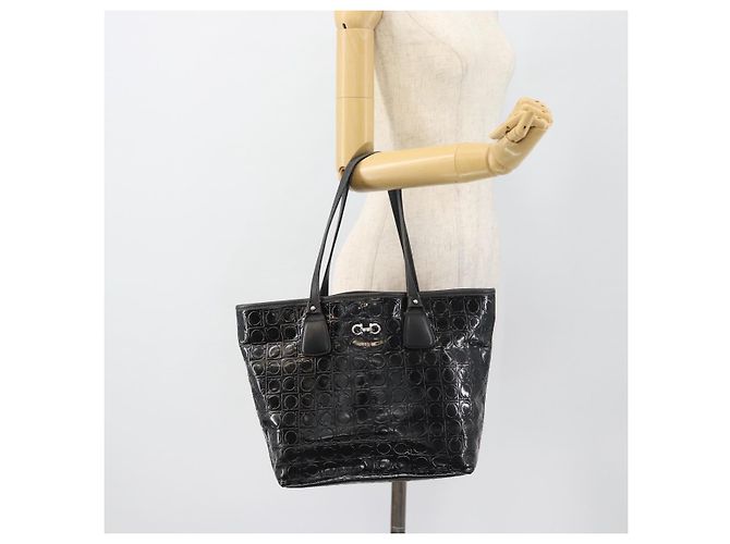 Borsa Tote Salvatore Ferragamo Gancini in vernice nera argento Auth bs35253 - vista 22
