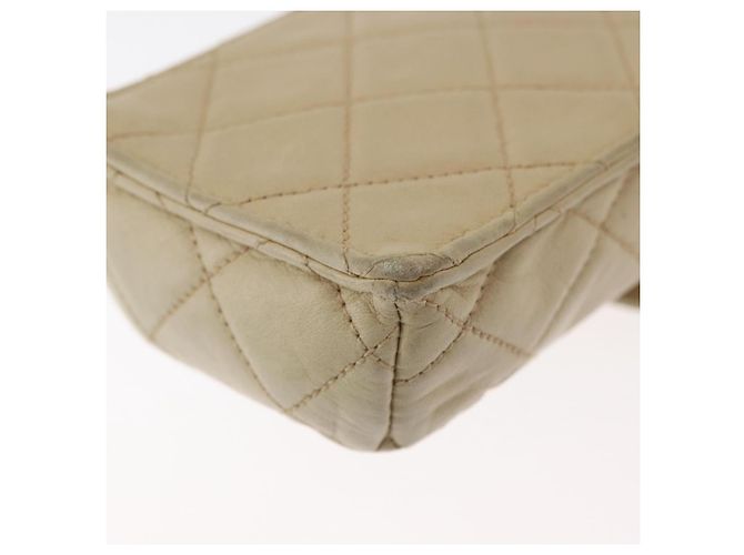 CHANEL Borsa a Spalla Matelassé con Catena in Pelle di Agnello Beige Oro CC Auth 179876A D'oro - vista 16