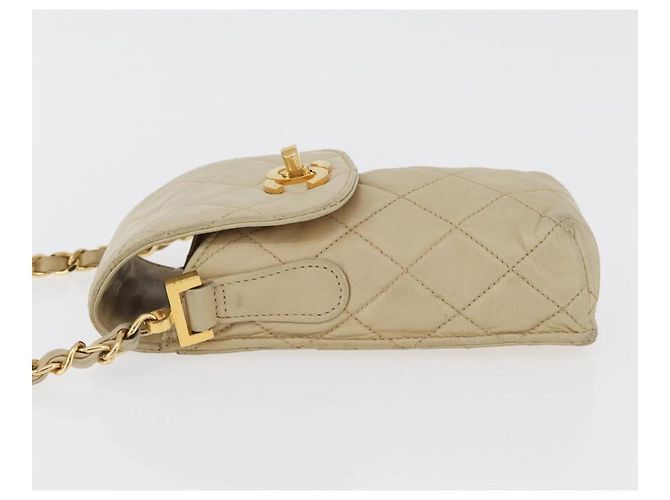 CHANEL Borsa a Spalla Matelassé con Catena in Pelle di Agnello Beige Oro CC Auth 179876A D'oro - vista 4