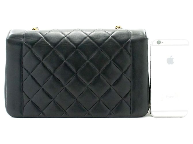 Sac à bandoulière CHANEL Diana Flap Chain en cuir d'agneau matelassé noir - vue 3