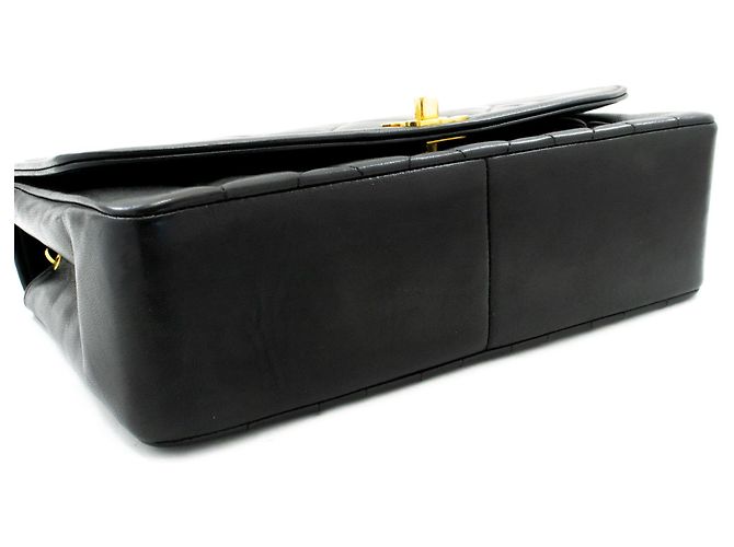 Sac à bandoulière CHANEL Diana Flap Chain en cuir d'agneau matelassé noir - vue 4