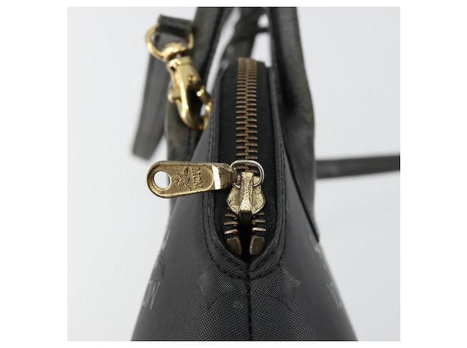 Borsa a Mano MCM Logogram Vicetos PVC 2way Nero Oro Auth 181172 D'oro - vista 9