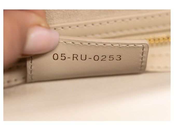 Dior CD Signature Borsa a Tracolla in Pelle - Beige/Nude - vista 15