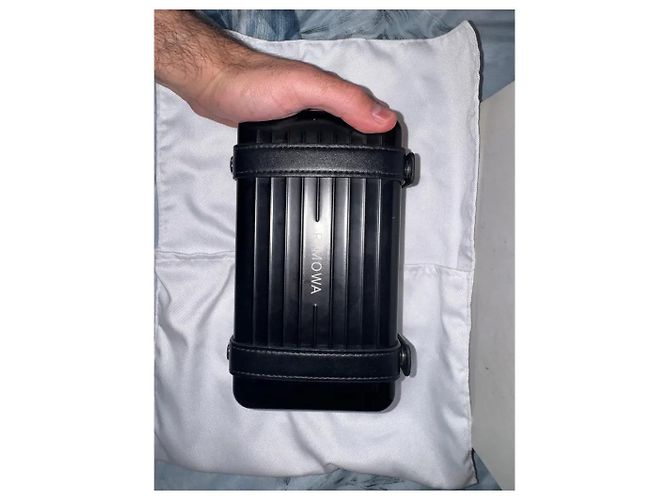 Rimowa Crossbody-Bag aus Aluminium - Schwarz - Ansicht 3