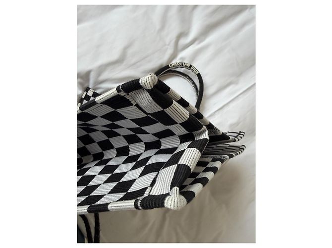 Dior Caro Grande Borsa Tote Jacquard Dior Oblique Nero Bianco - vista 8