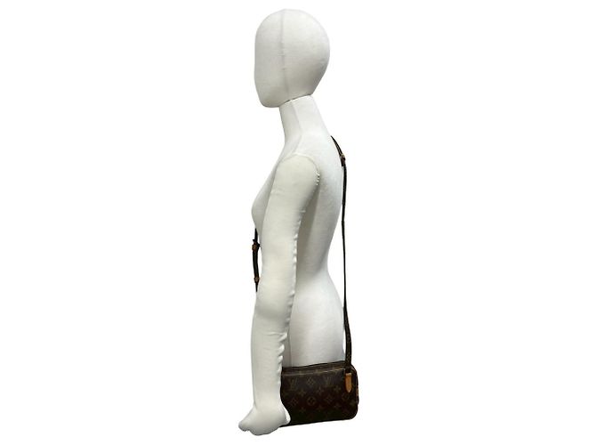 Louis Vuitton Vintage Marly Bandoulière Mini Shoulder Bag Marron - vue 2