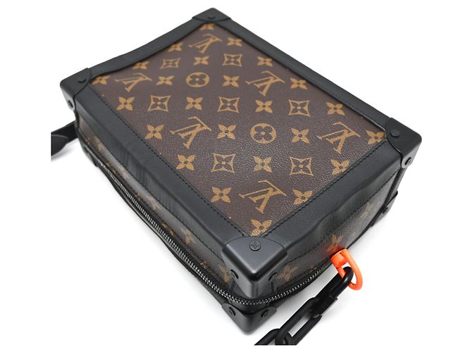 Borsa a tracolla Louis Vuitton Solar Ray Soft Trunk Marrone Nero - vista 3