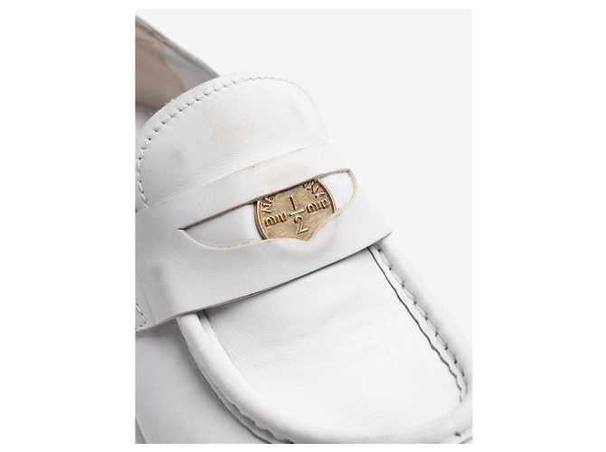 Miu Miu Weiße Penny Loafer aus Leder mit Absatz - Größe EU 38 - Ansicht 4