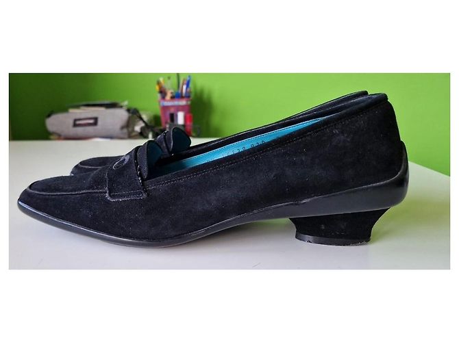Mocassini Salvatore Ferragamo in camoscio nero Gancini - vista 5
