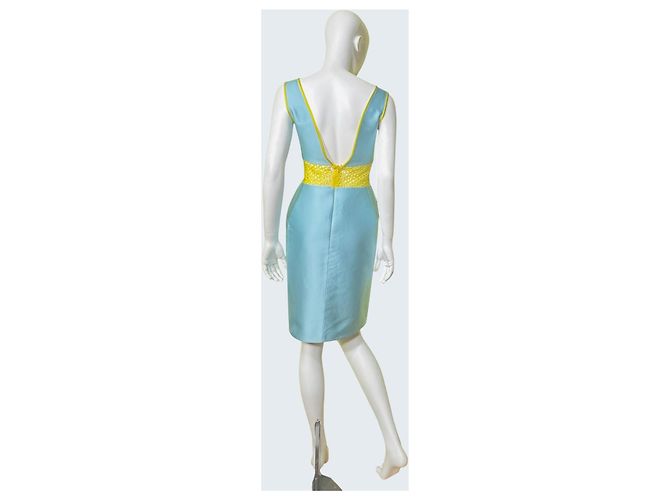 Autre Marque Angel Sanchez Blaues Seidenkleid mit gelber Taille - Ansicht 4