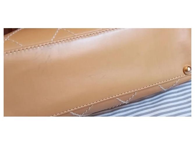 Chanel gesteppte Leder-Tote-Bag Beige - Ansicht 11