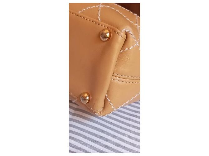 Chanel gesteppte Leder-Tote-Bag Beige - Ansicht 6