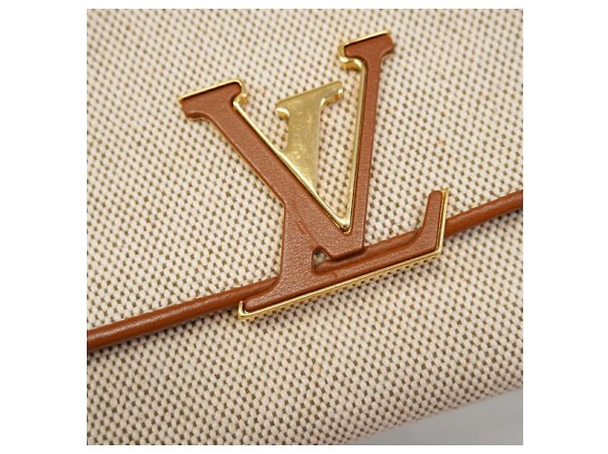 Portafoglio Long Capucines Louis Vuitton Beige - vista 9