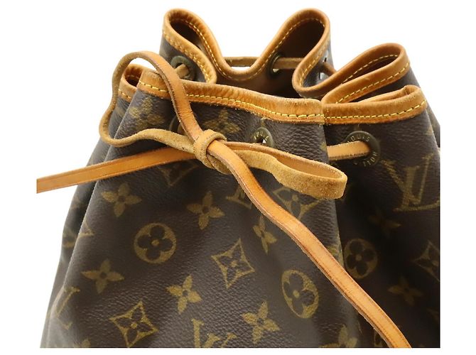Noe Borsa a Spalla Louis Vuitton Monogram Petit Noé Marrone Monogramma - vista 5