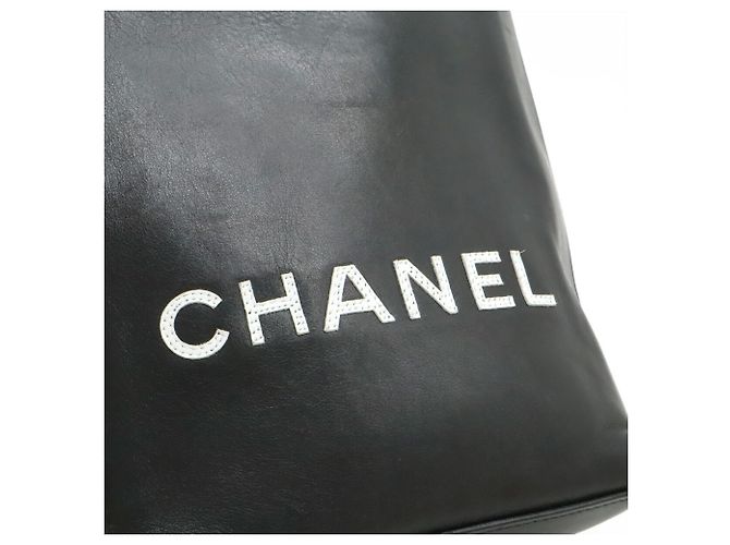 Bolsa Chanel Essential Tote PM Small Preto Branco - vista 10