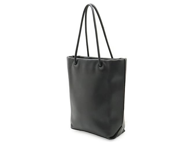 Bolsa Chanel Essential Tote PM Small Preto Branco - vista 3