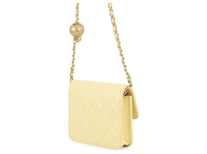 Borsa a tracolla Chanel Mini Matelassé Chain Giallo - vista 2