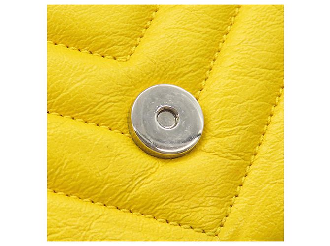 Borsa Classic Chain in pelle di vitello Baby Chevron Monogram giallo Saint Laurent - vista 8