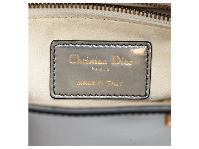 Lady Dior Mini in vernice metallizzato argento Dior - vista 5