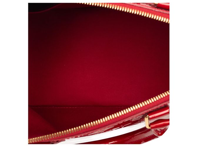 Louis Vuitton Alma PM Monogram Vernis rosso - vista 4