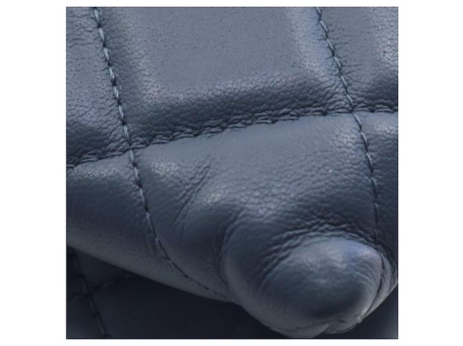 Chanel Blue Medium Quilted Calfskin 19 Flap Blu scuro - vista 10