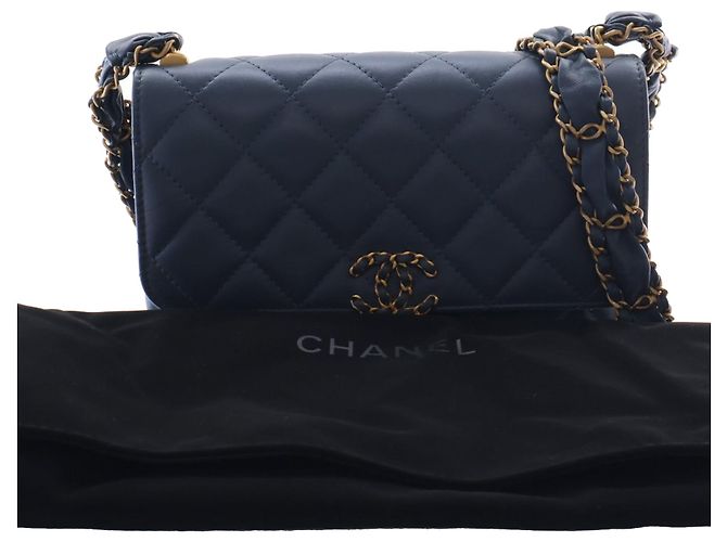 Chanel Blue Medium Quilted Calfskin 19 Flap Blu scuro - vista 15