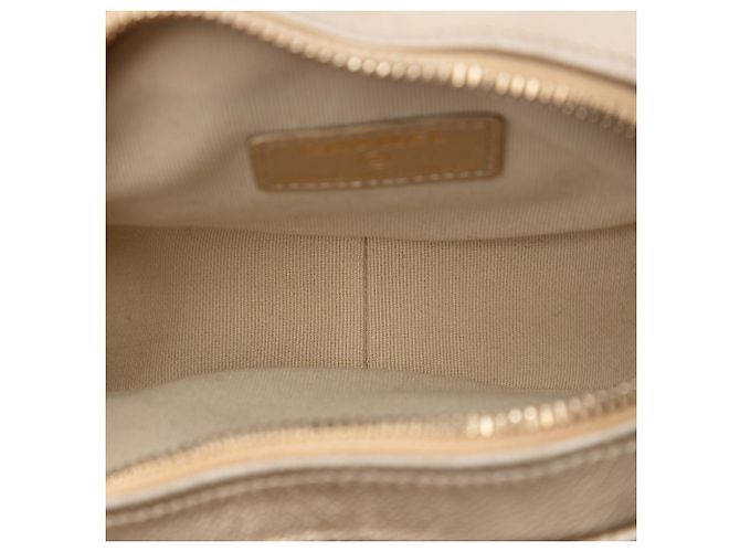 Chanel Gold Mini Metallic Lambskin CC in Love Heart Crossbody - vista 4