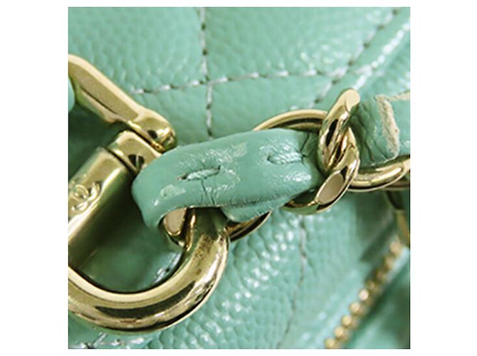 Vanity Case Chanel Green Small CC Caviar con Manico e Catena Verde Verde chiaro - vista 13