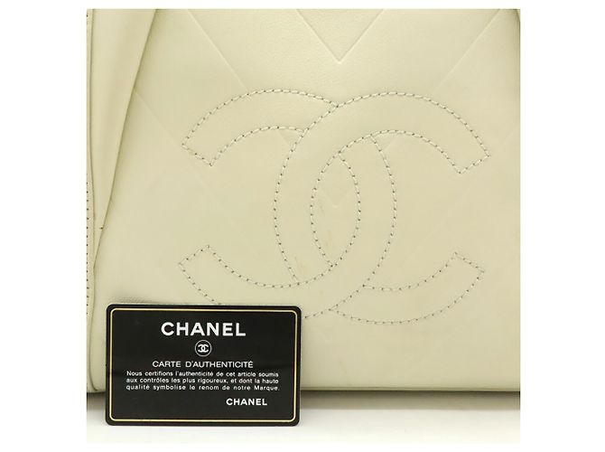 Borsa Chanel V-Stitch Coco Mark Crudo - vista 10