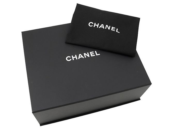Borsa a Spalla Chanel Matelassé Chain Nero - vista 14