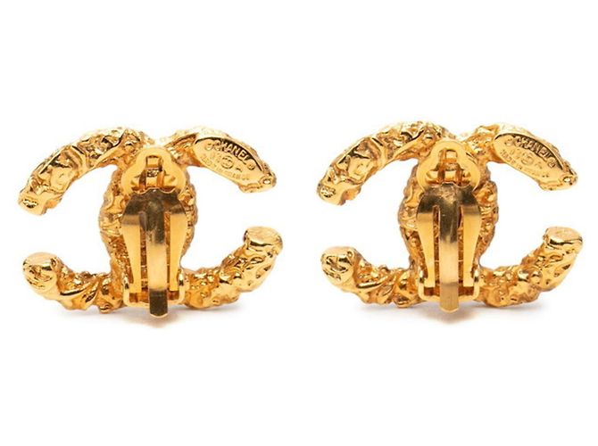 Orecchini a clip Chanel Coco Mark Motif Lava Oro D'oro - vista 2