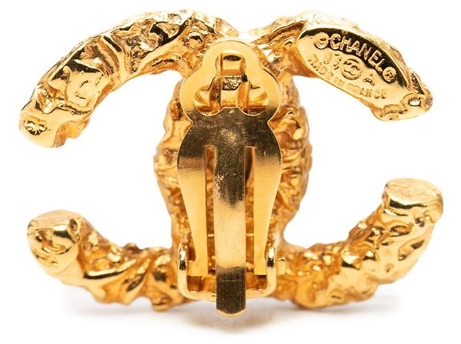 Orecchini a clip Chanel Coco Mark Motif Lava Oro D'oro - vista 3